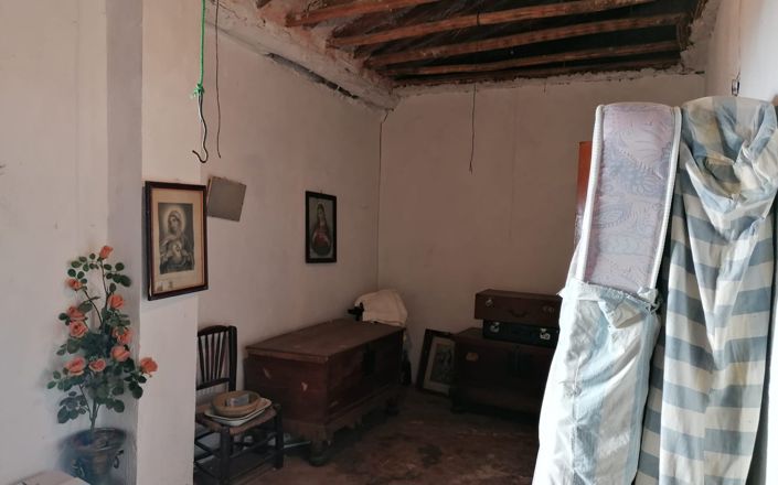 Image No.19-5 Bed House for sale