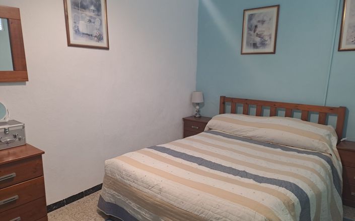 Image No.36-4 Bed House for sale