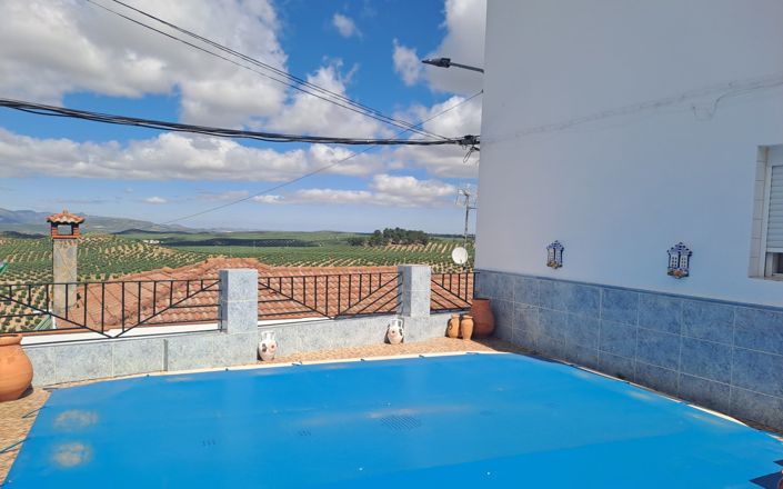 Image No.6-4 Bed House for sale