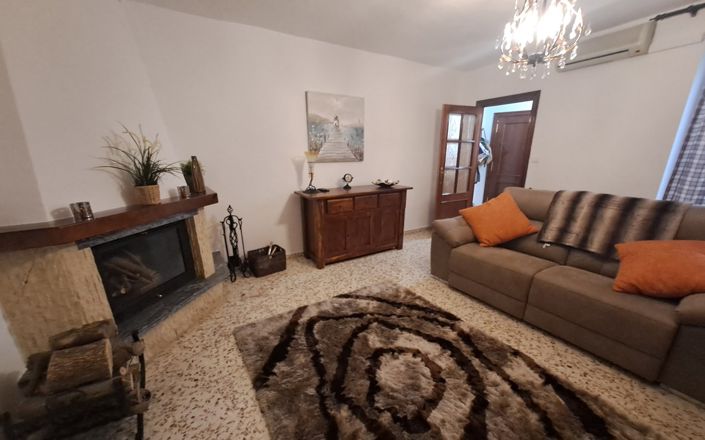 Image No.5-Maison de 4 chambres à vendre à Algarinejo