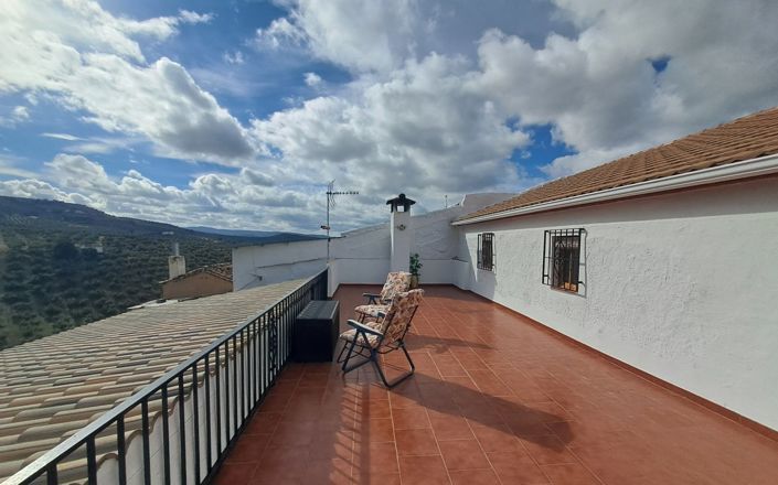 Image No.53-3 Bed House for sale