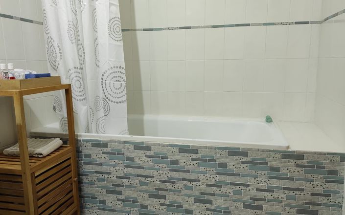 Image No.18-4 Bed House for sale