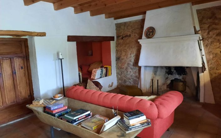 Image No.11-6 Bed House for sale