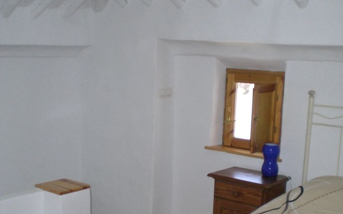 Image No.21-3 Bed House for sale