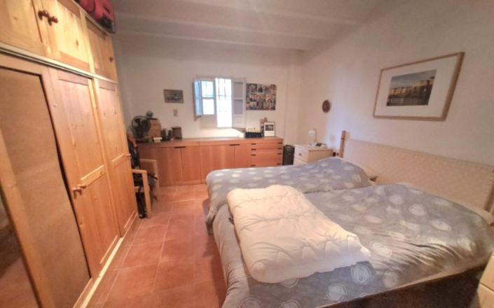 Image No.27-4 Bed House for sale