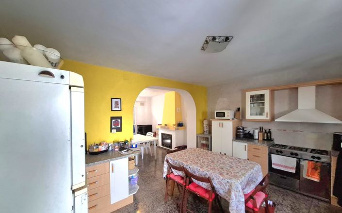 Image No.13-4 Bed House for sale