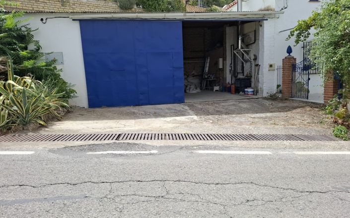 Image No.7-4 Bed House for sale