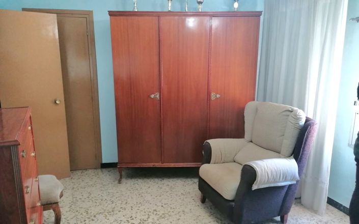 Image No.22-3 Bed House for sale