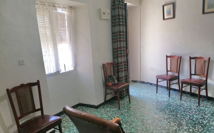 Image No.3-3 Bed House for sale