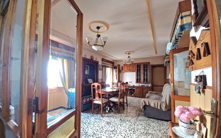 Image No.5-Maison de 4 chambres à vendre à Iznájar