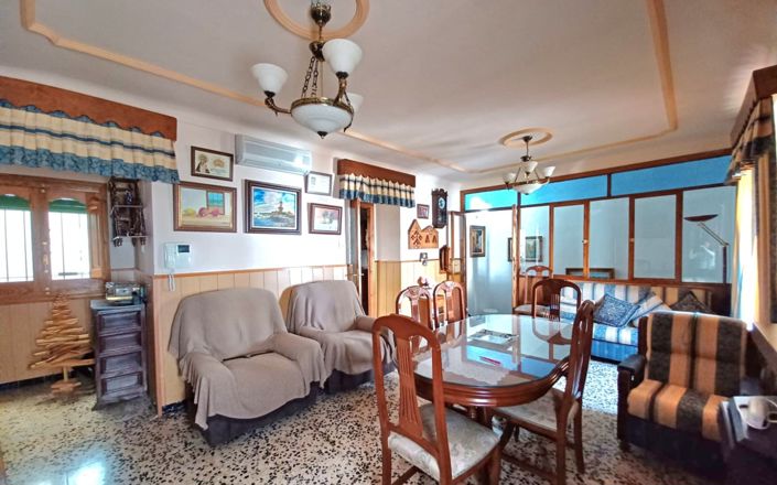 Image No.8-Maison de 4 chambres à vendre à Iznájar