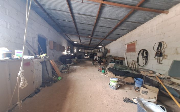 Image No.28-5 Bed House for sale