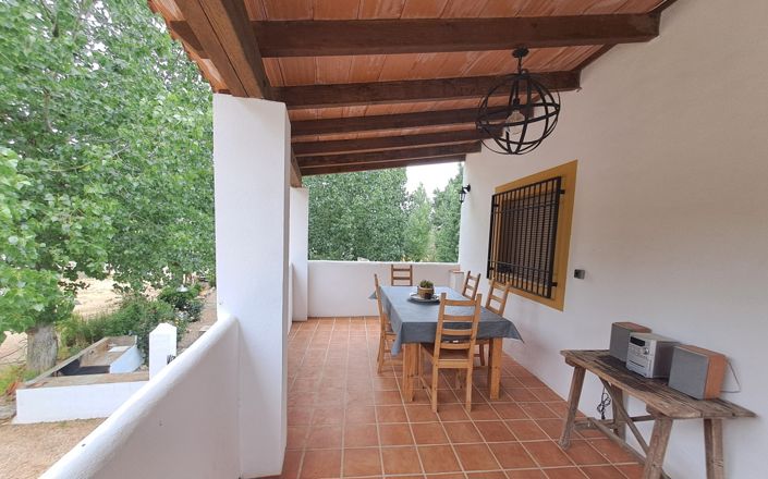 Image No.44-5 Bed House for sale