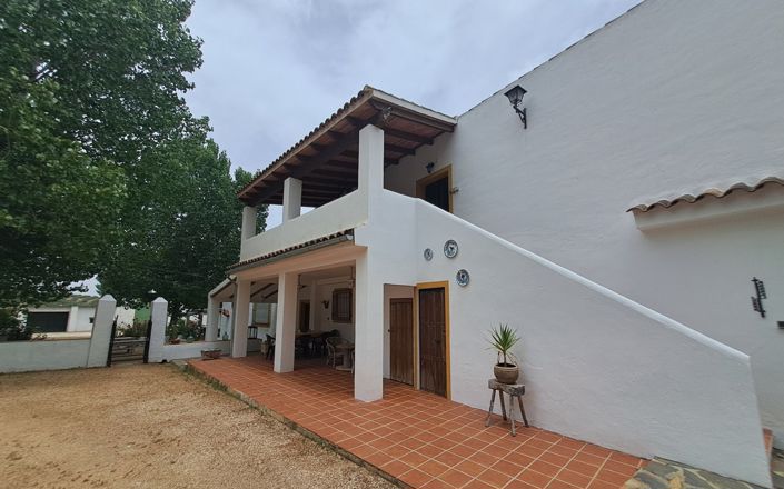 Image No.5-5 Bed House for sale