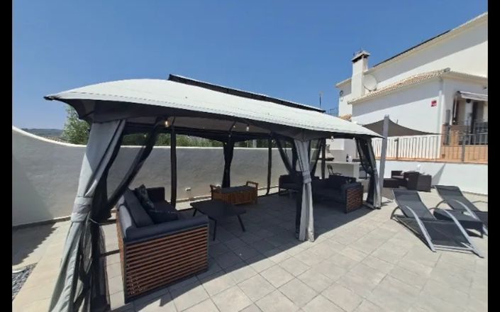 Image No.23-4 Bed House for sale