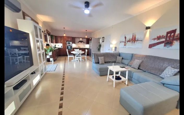 Image No.38-4 Bed House for sale