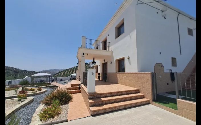 Image No.4-4 Bed House for sale