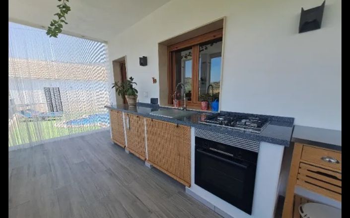 Image No.51-4 Bed House for sale