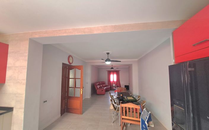 Image No.11-5 Bed House for sale