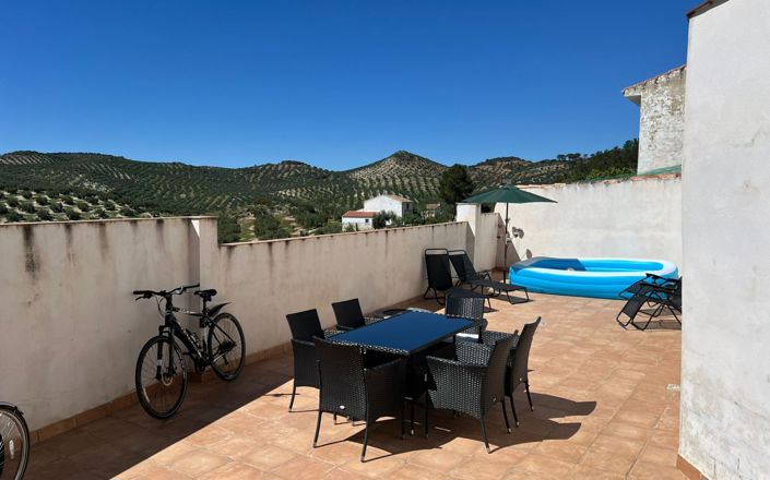 Image No.21-4 Bed House for sale