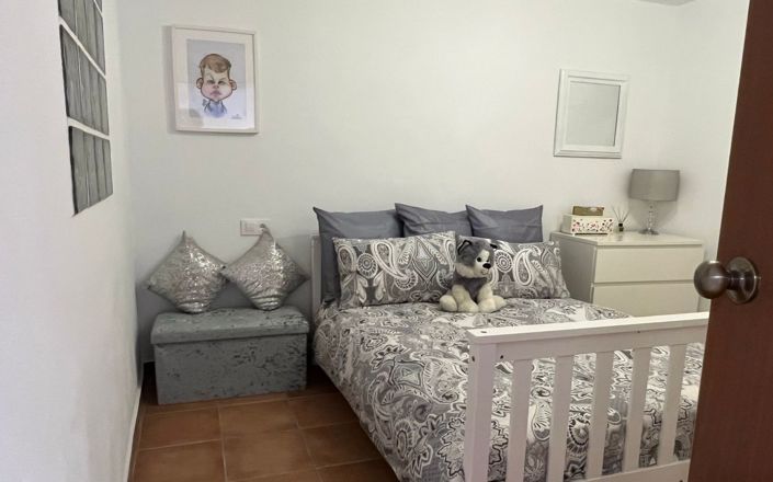 Image No.5-4 Bed House for sale