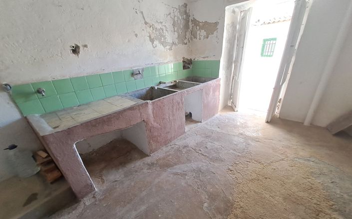 Image No.25-3 Bed House for sale