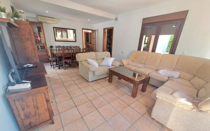 Image No.32-Maison de 4 chambres à vendre à Iznájar