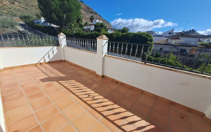 Image No.33-Maison de 4 chambres à vendre à Iznájar