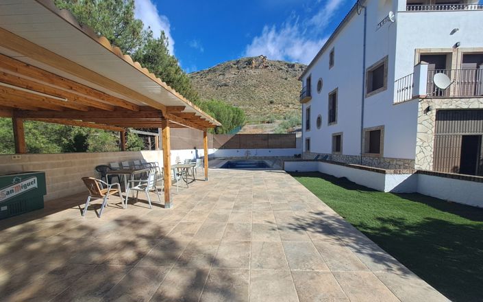 Image No.5-Maison de 4 chambres à vendre à Iznájar