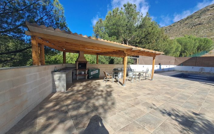 Image No.8-Maison de 4 chambres à vendre à Iznájar