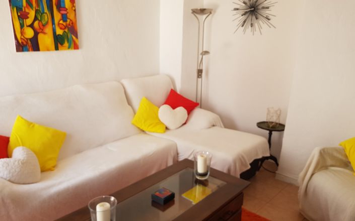 Image No.3-2 Bed House for sale