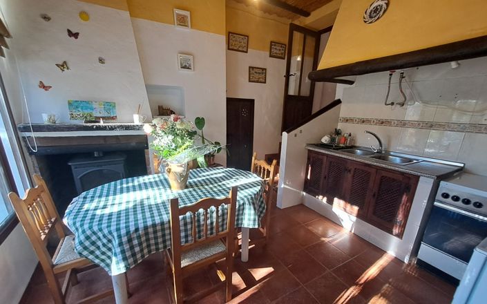 Image No.16-5 Bed House for sale