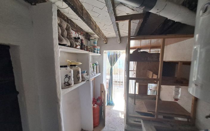 Image No.19-5 Bed House for sale