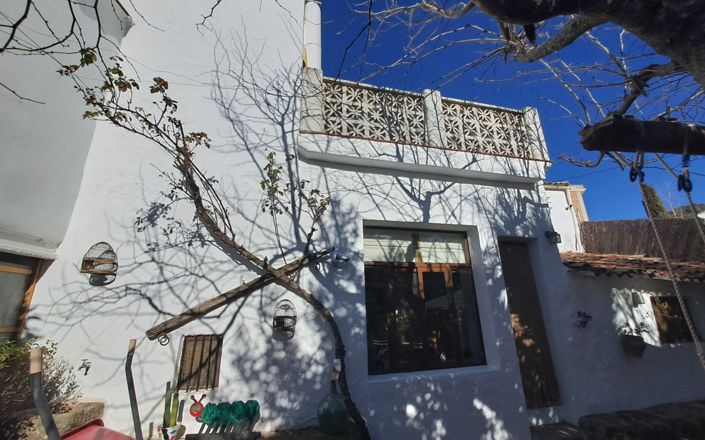 Image No.26-5 Bed House for sale