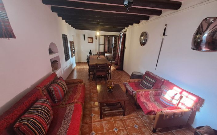 Image No.31-5 Bed House for sale