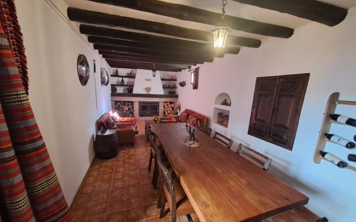 Image No.33-5 Bed House for sale