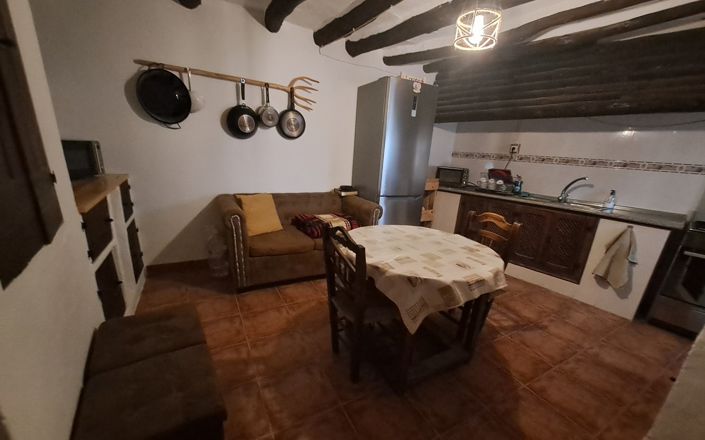 Image No.34-5 Bed House for sale