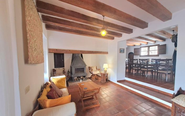 Image No.16-5 Bed House for sale