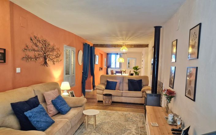 Image No.3-3 Bed House for sale