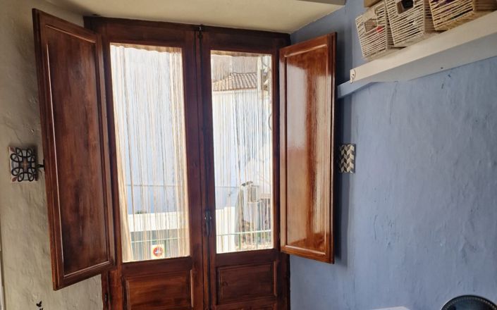 Image No.41-3 Bed House for sale