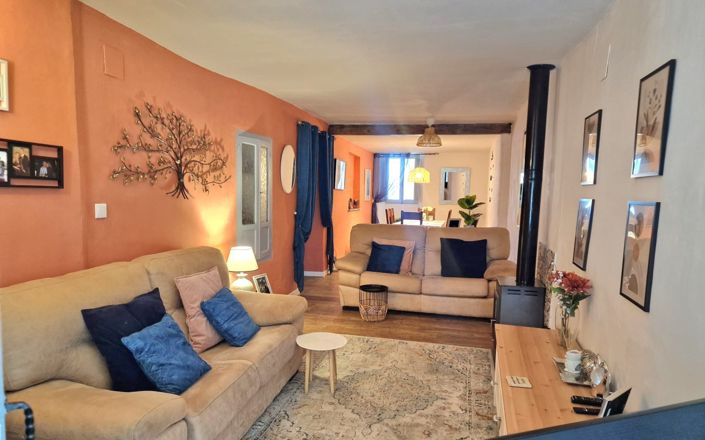 Image No.6-3 Bed House for sale