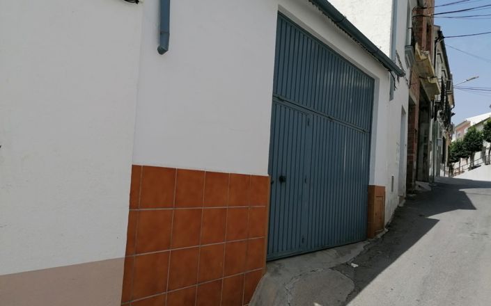 Image No.25-3 Bed House for sale