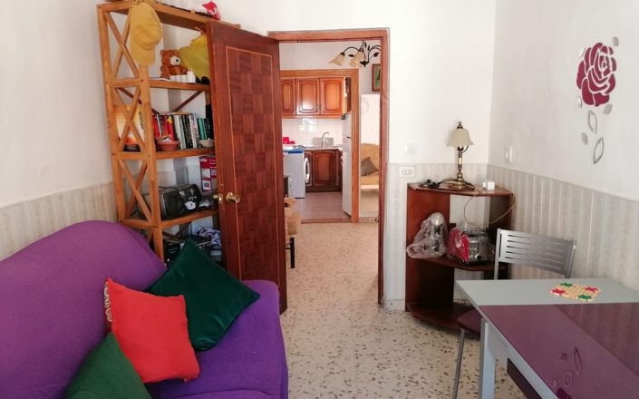 Image No.6-4 Bed House for sale