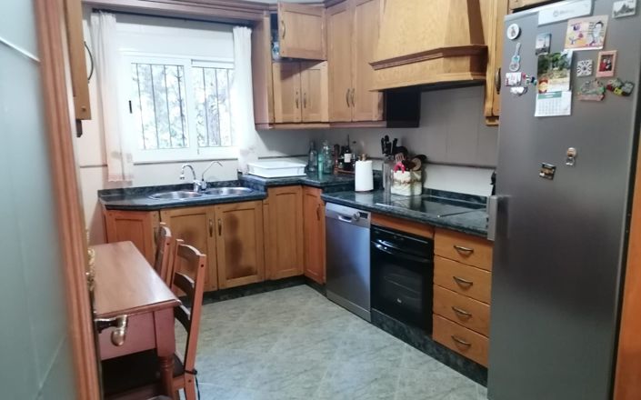 Image No.22-5 Bed House for sale