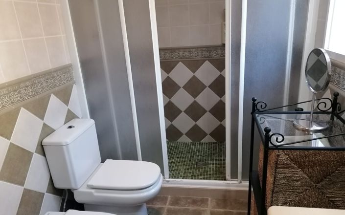 Image No.27-5 Bed House for sale