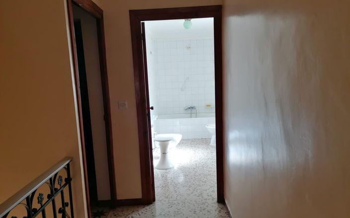 Image No.24-3 Bed House for sale