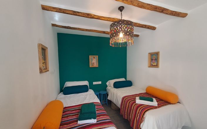 Image No.16-5 Bed House for sale