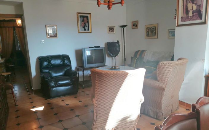 Image No.11-6 Bed House for sale