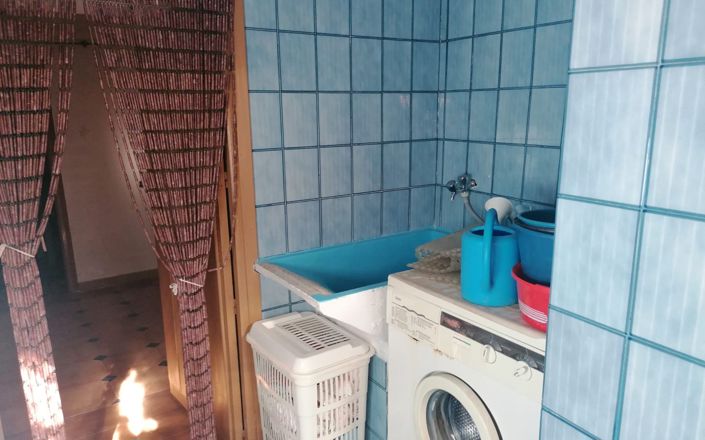 Image No.21-6 Bed House for sale