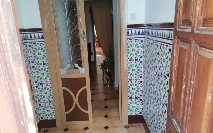 Image No.4-6 Bed House for sale